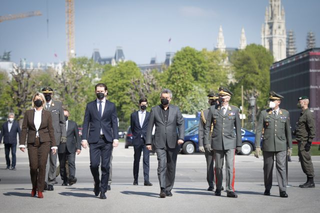 Bildgr&ouml;&szlig;e auf die Monitoraufl&ouml;sung (640x480 px) optimiert