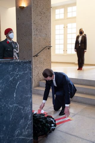 Bildgröße auf die Monitorauflösung (640x480 px) optimiert