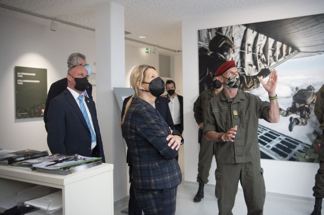 Bildgr&ouml;&szlig;e auf die Monitoraufl&ouml;sung (640x480 px) optimiert