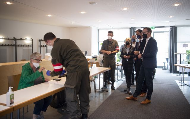 Bildgr&ouml;&szlig;e auf die Monitoraufl&ouml;sung (640x480 px) optimiert