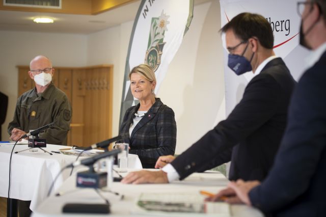 Bildgr&ouml;&szlig;e auf die Monitoraufl&ouml;sung (640x480 px) optimiert