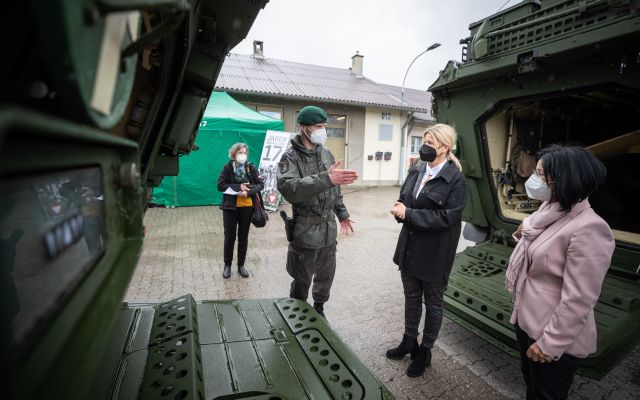 Bildgr&ouml;&szlig;e auf die Monitoraufl&ouml;sung (640x480 px) optimiert