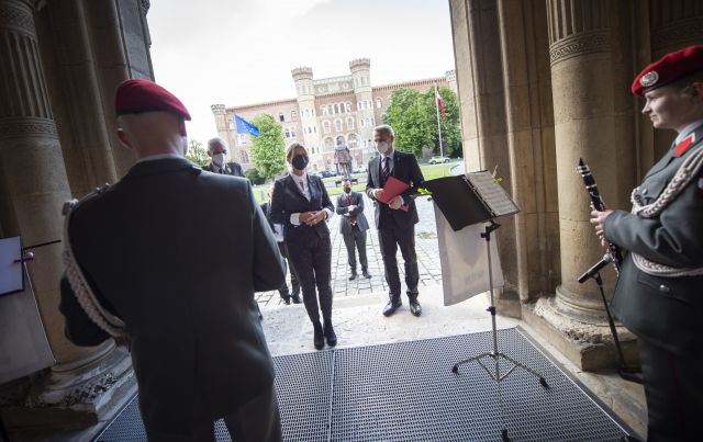 Bildgr&ouml;&szlig;e auf die Monitoraufl&ouml;sung (640x480 px) optimiert