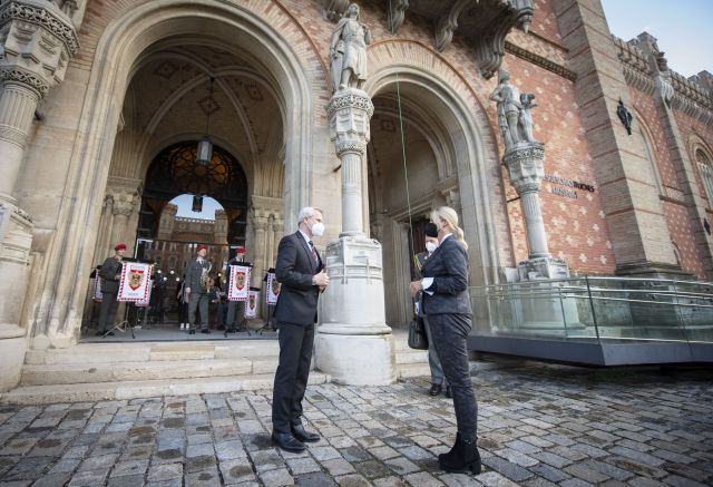 Bildgr&ouml;&szlig;e auf die Monitoraufl&ouml;sung (640x480 px) optimiert