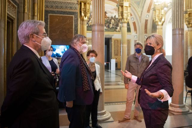 Bildgr&ouml;&szlig;e auf die Monitoraufl&ouml;sung (640x480 px) optimiert