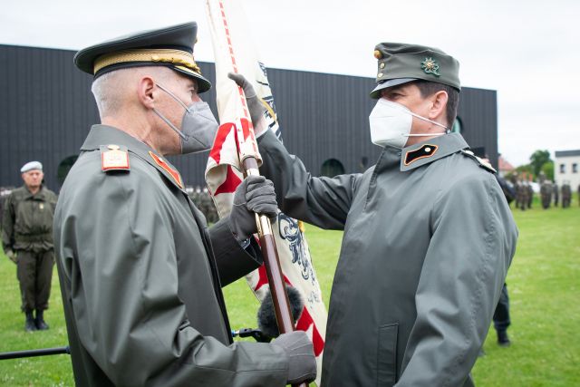 Bildgröße auf die Monitorauflösung (640x480 px) optimiert