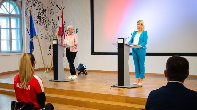 Bildgr&ouml;&szlig;e auf die Monitoraufl&ouml;sung (640x480 px) optimiert