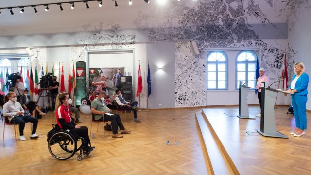 Bildgr&ouml;&szlig;e auf die Monitoraufl&ouml;sung (640x480 px) optimiert