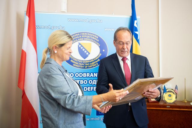 Bildgröße auf die Monitorauflösung (640x480 px) optimiert