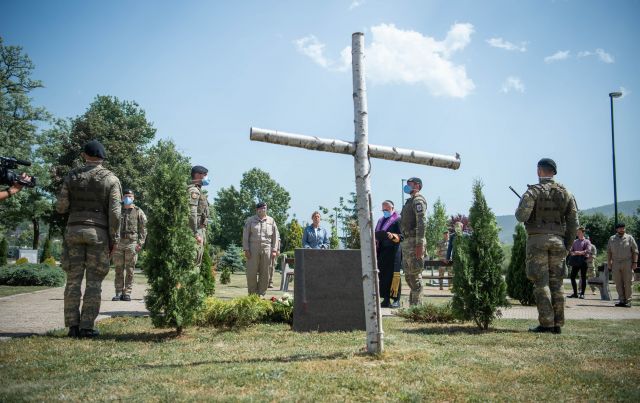 Bildgröße auf die Monitorauflösung (640x480 px) optimiert