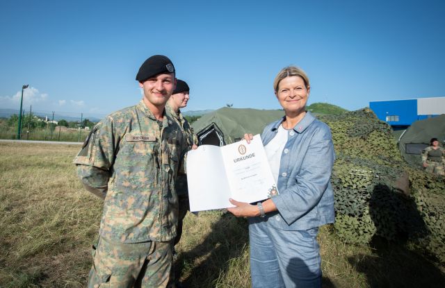 Bildgröße auf die Monitorauflösung (640x480 px) optimiert