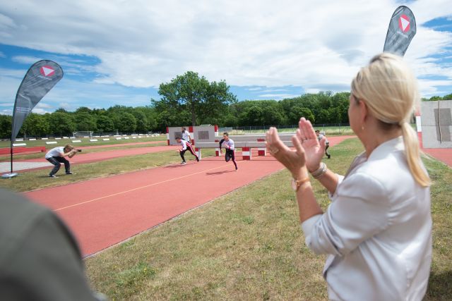 Bildgr&ouml;&szlig;e auf die Monitoraufl&ouml;sung (640x480 px) optimiert