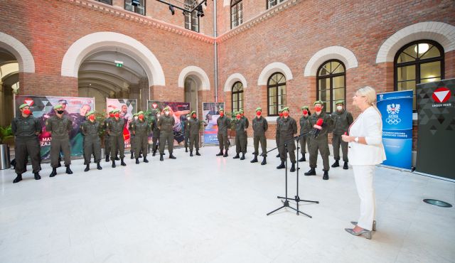 Bildgr&ouml;&szlig;e auf die Monitoraufl&ouml;sung (640x480 px) optimiert