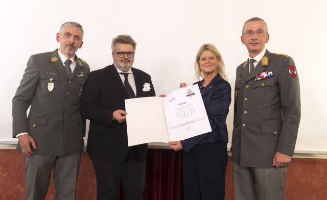 Bildgröße auf die Monitorauflösung (640x480 px) optimiert