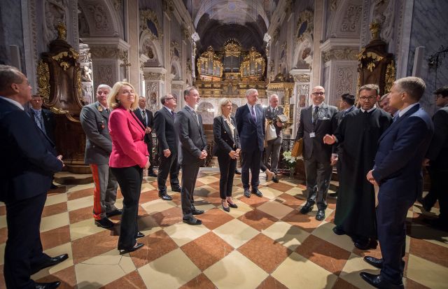 Bildgr&ouml;&szlig;e auf die Monitoraufl&ouml;sung (640x480 px) optimiert