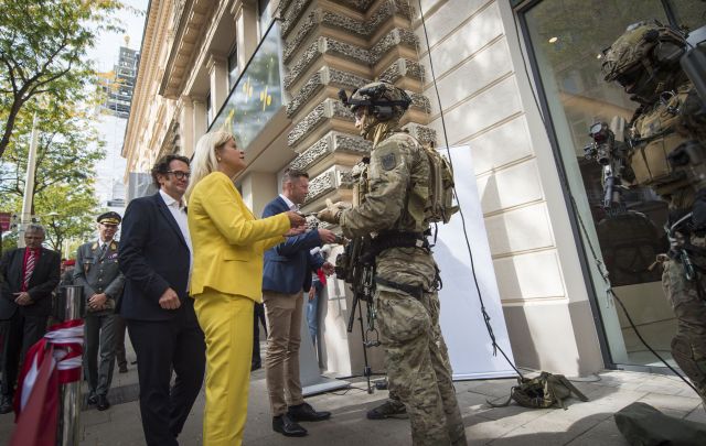 Bildgr&ouml;&szlig;e auf die Monitoraufl&ouml;sung (640x480 px) optimiert