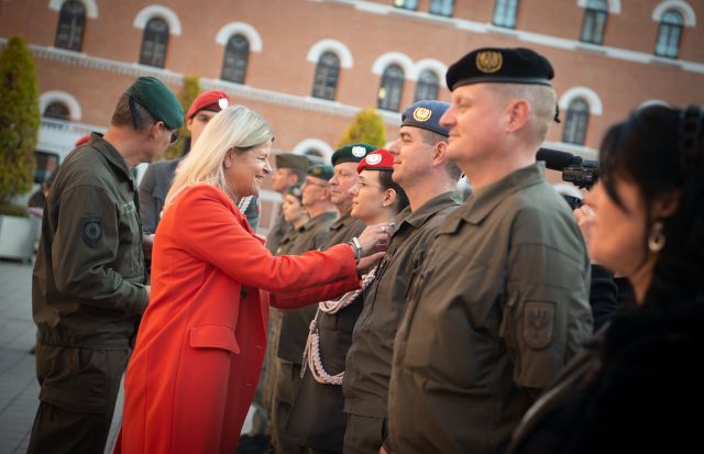 Bildgr&ouml;&szlig;e auf die Monitoraufl&ouml;sung (640x480 px) optimiert