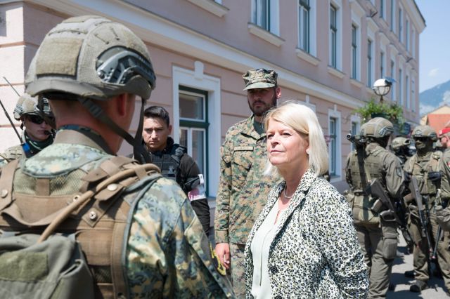 Bildgr&ouml;&szlig;e auf die Monitoraufl&ouml;sung (640x480 px) optimiert