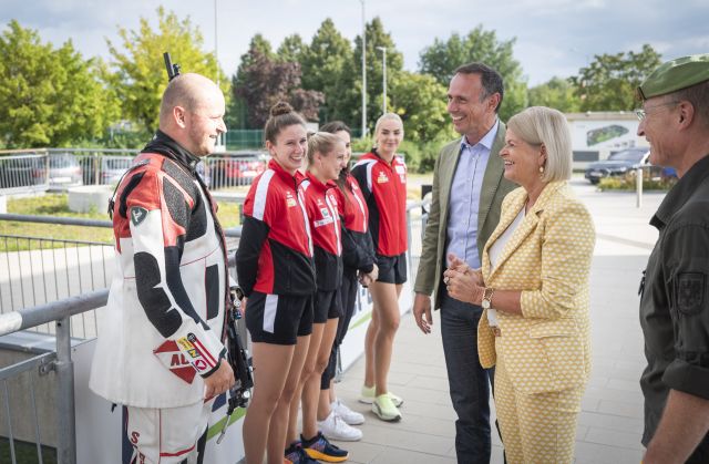 Bildgr&ouml;&szlig;e auf die Monitoraufl&ouml;sung (640x480 px) optimiert