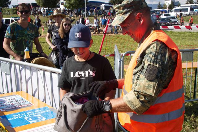 Bildgr&ouml;&szlig;e auf die Monitoraufl&ouml;sung (640x480 px) optimiert