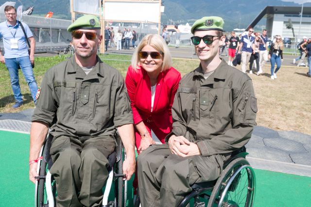 Bildgröße auf die Monitorauflösung (640x480 px) optimiert