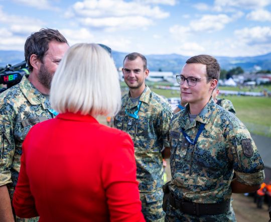 Bildgr&ouml;&szlig;e auf die Monitoraufl&ouml;sung (640x480 px) optimiert