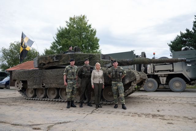 Bildgr&ouml;&szlig;e auf die Monitoraufl&ouml;sung (640x480 px) optimiert