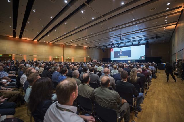 Bildgr&ouml;&szlig;e auf die Monitoraufl&ouml;sung (640x480 px) optimiert