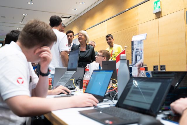 Bildgröße auf die Monitorauflösung (640x480 px) optimiert