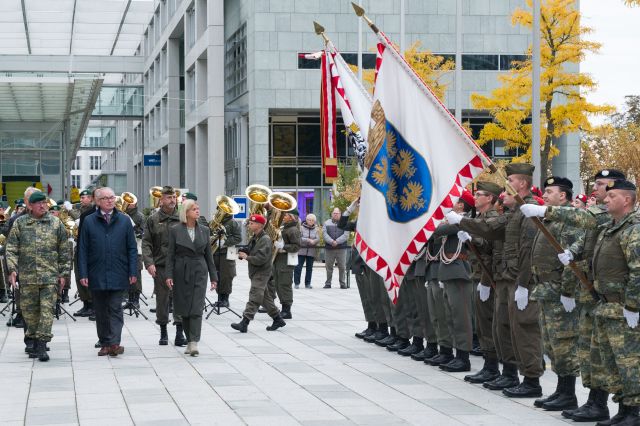 Bildgr&ouml;&szlig;e auf die Monitoraufl&ouml;sung (640x480 px) optimiert