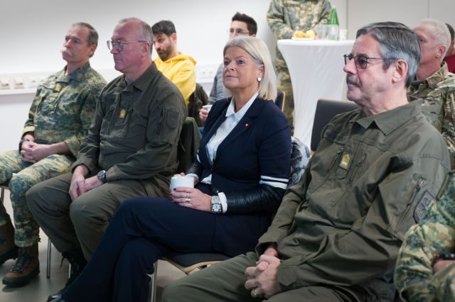 Bildgr&ouml;&szlig;e auf die Monitoraufl&ouml;sung (640x480 px) optimiert