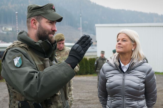 Bildgr&ouml;&szlig;e auf die Monitoraufl&ouml;sung (640x480 px) optimiert