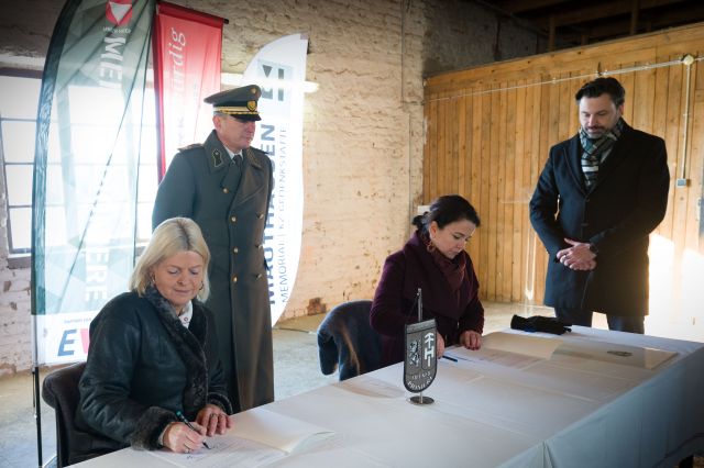 Bildgröße auf die Monitorauflösung (640x480 px) optimiert