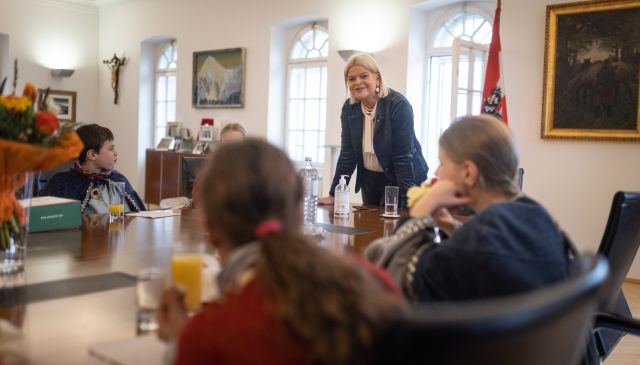 Bildgr&ouml;&szlig;e auf die Monitoraufl&ouml;sung (640x480 px) optimiert