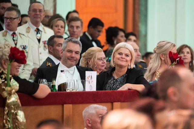 Bildgröße auf die Monitorauflösung (640x480 px) optimiert