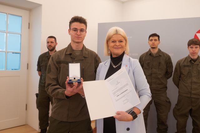 Bildgr&ouml;&szlig;e auf die Monitoraufl&ouml;sung (640x480 px) optimiert