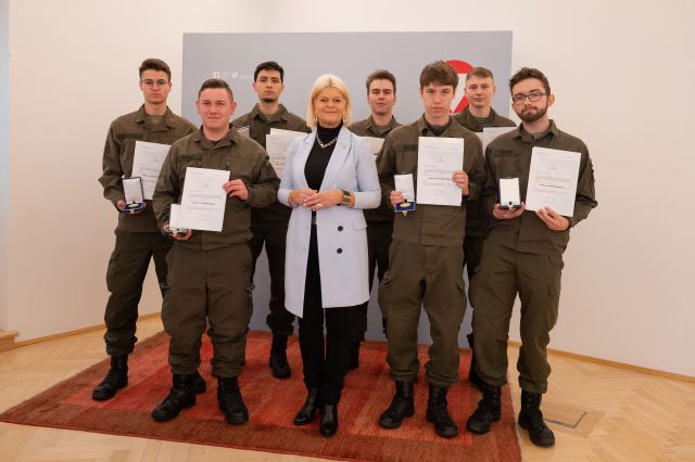 Bildgr&ouml;&szlig;e auf die Monitoraufl&ouml;sung (640x480 px) optimiert