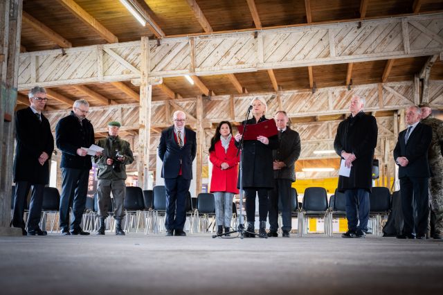 Bildgr&ouml;&szlig;e auf die Monitoraufl&ouml;sung (640x480 px) optimiert