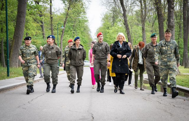 Bildgr&ouml;&szlig;e auf die Monitoraufl&ouml;sung (640x480 px) optimiert