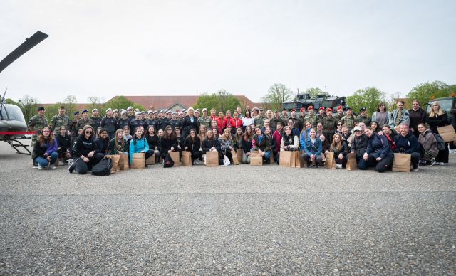 Bildgröße auf die Monitorauflösung (640x480 px) optimiert