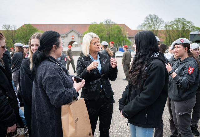 Bildgr&ouml;&szlig;e auf die Monitoraufl&ouml;sung (640x480 px) optimiert