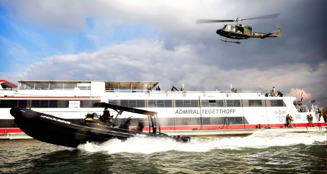 Bildgr&ouml;&szlig;e auf die Monitoraufl&ouml;sung (640x480 px) optimiert