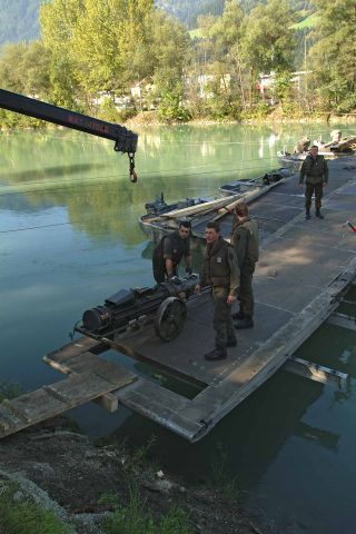 Bildgröße auf die Monitorauflösung (640x480 px) optimiert