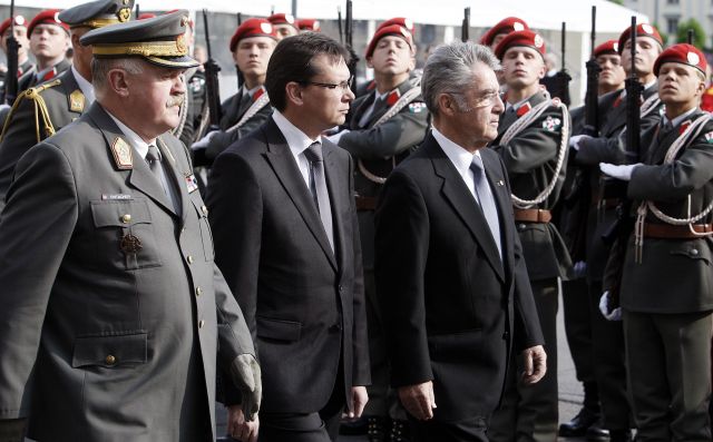 Bildgröße auf die Monitorauflösung (640x480 px) optimiert