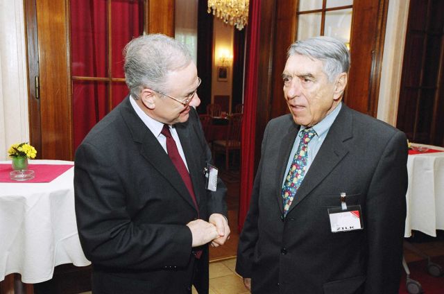 Bildgröße auf die Monitorauflösung (640x480 px) optimiert