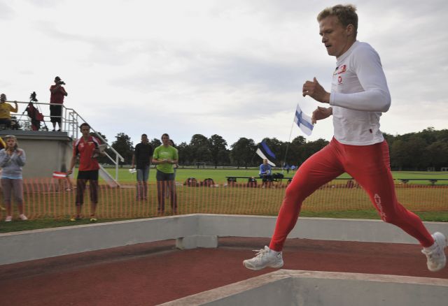 Bildgröße auf die Monitorauflösung (640x480 px) optimiert