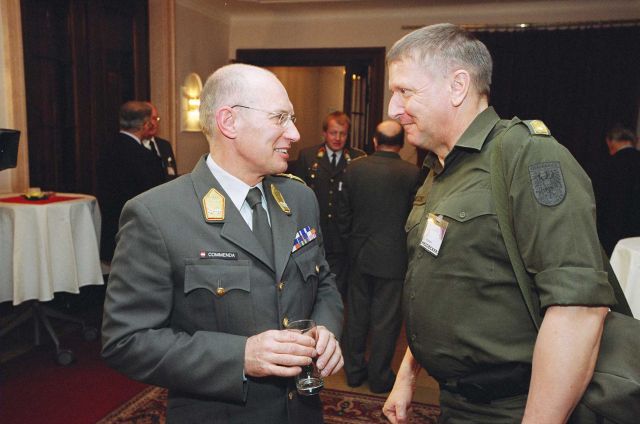 Bildgröße auf die Monitorauflösung (640x480 px) optimiert