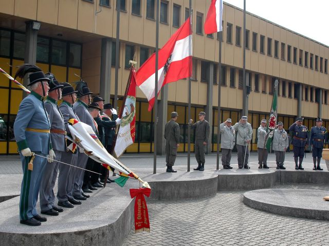 Bildgröße auf die Monitorauflösung (640x480 px) optimiert