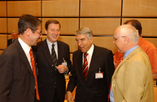 Bildgröße auf die Monitorauflösung (640x480 px) optimiert