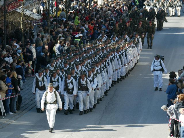 Bildgröße auf die Monitorauflösung (640x480 px) optimiert